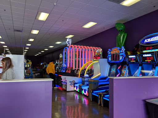 Shopping Mall «Harbor Town and Country Shopping Center», reviews and photos, 12891 Harbor Blvd, Garden Grove, CA 92840, USA