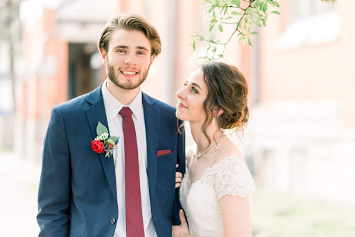 Beauty Salon «Fringe Salon», reviews and photos, 80 Main St, Dubuque, IA 52001, USA