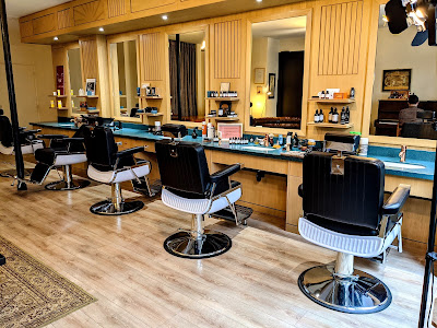 Les Maîtres Barbiers Perruquiers - Barbier, Coiffeur Hommes à Paris