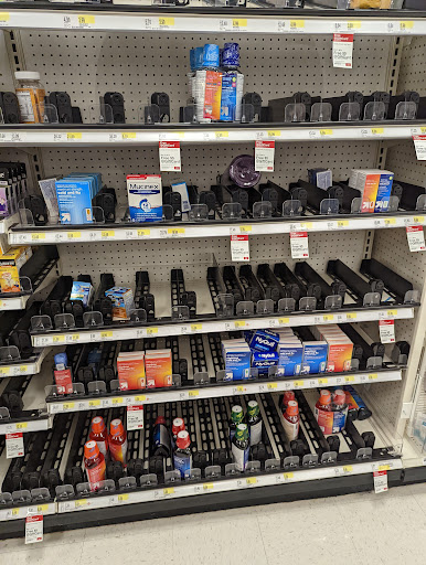 Shopping Mall «Watchung Square Mall», reviews and photos, 1515 US-22, Watchung, NJ 07069, USA