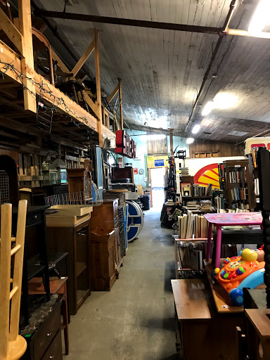 Roosevelt Tower Antiques & Salvage Warehouse