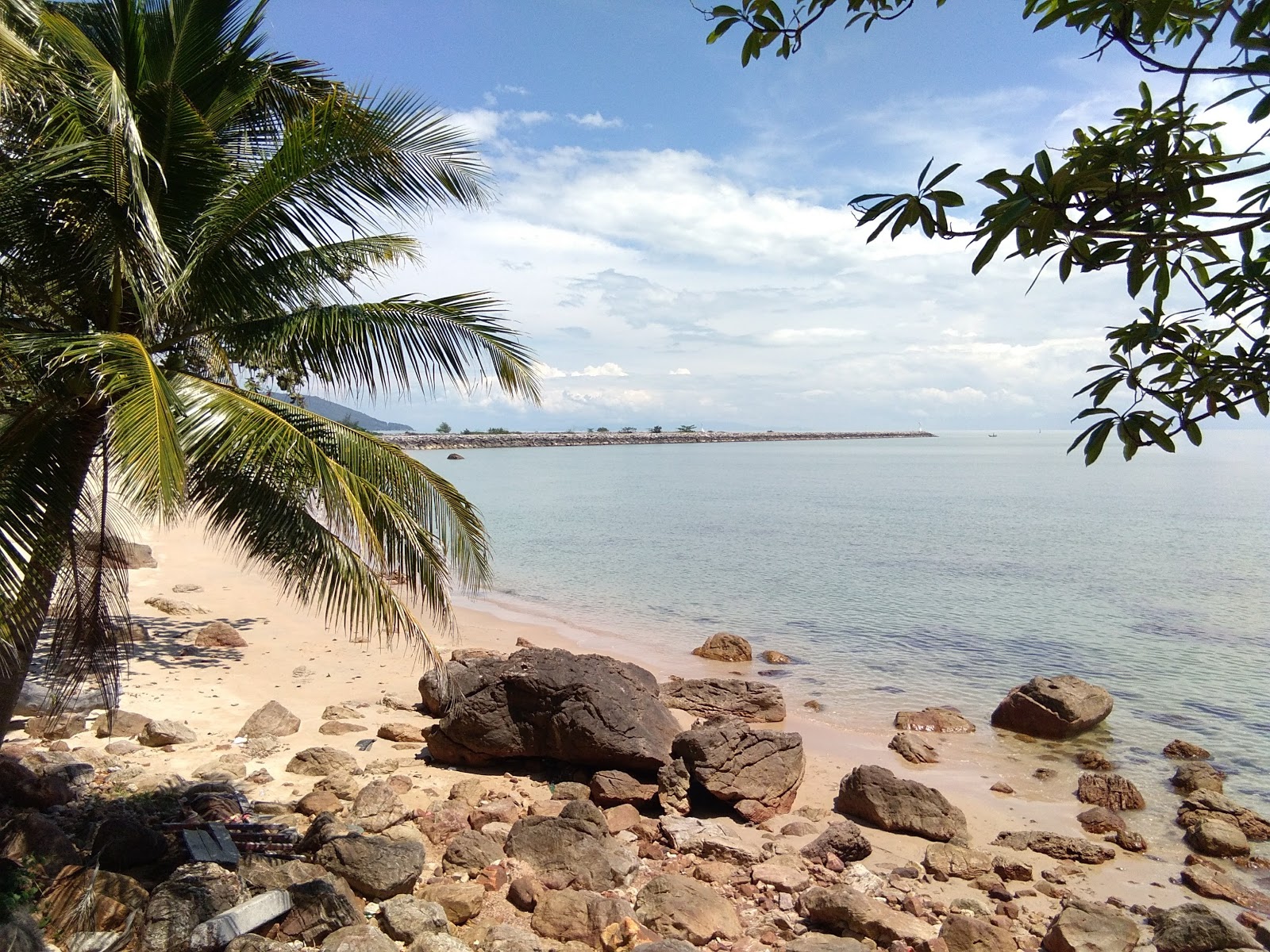 Photo de Somdet City Park avec plage spacieuse