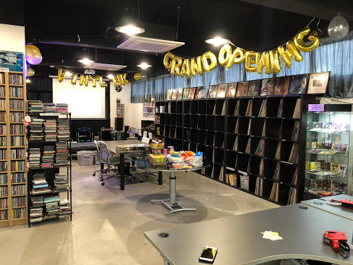 港膠所－黑膠及CD唱片專門店「買賣回收黑膠及CD唱片」
