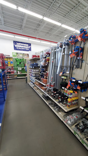 Hardware Store «Harbor Freight Tools», reviews and photos, 2295 Forest Ave, Staten Island, NY 10303, USA