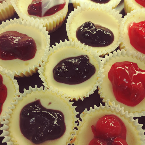 Bakery «Sweet Dream Desserts-Catering», reviews and photos, 1969 Dekalb Ave, Sycamore, IL 60178, USA