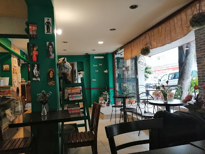 Retro cafe 29 may