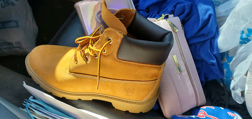 Clothing Store «Ross Dress for Less», reviews and photos, 523 S MacDade Blvd, Holmes, PA 19043, USA