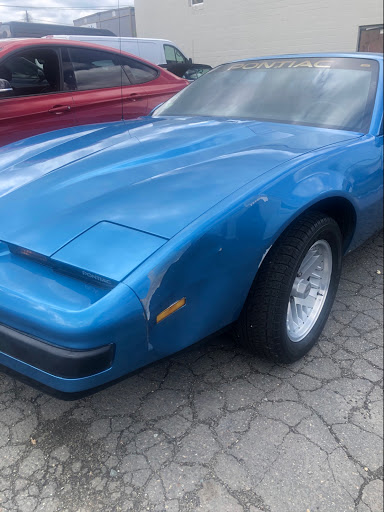 Auto Body Shop «Maaco Collision Repair & Auto Painting», reviews and photos, 58 Pulaski St, Peabody, MA 01960, USA