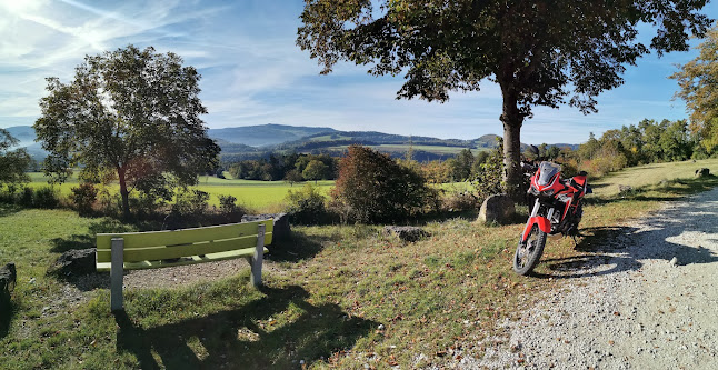 Rezensionen über Parkplatz Röschenz in Delsberg - Parkhaus