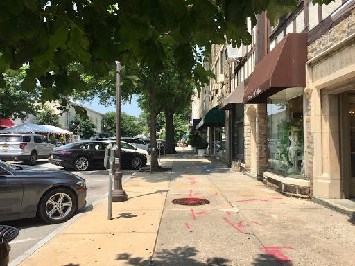 Shipping and Mailing Service «The UPS Store», reviews and photos, 81 Pondfield Rd, Bronxville, NY 10708, USA