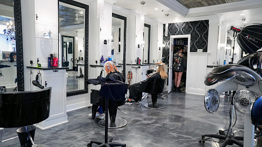 Hair Salon «Atelier Hair Salon», reviews and photos, 411 E Central Blvd, Orlando, FL 32801, USA