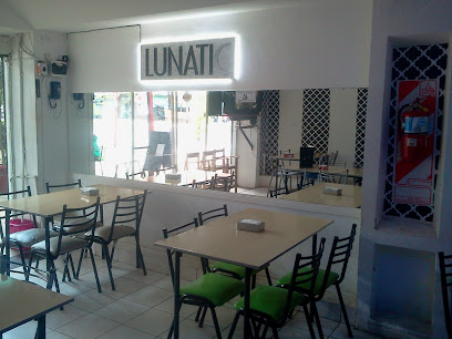 LUNATIC Pizza Café