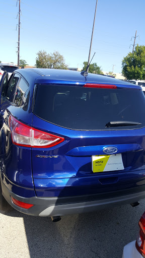 Used Car Dealer «Hertz Car Sales Des Plaines», reviews and photos, 2170 Mannheim Rd, Des Plaines, IL 60018, USA