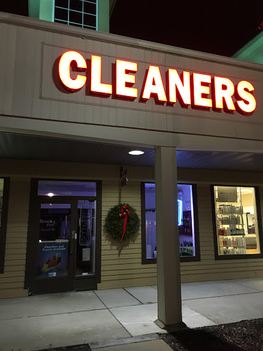 Brookfield Cleaners in Brookfield, Wisconsin