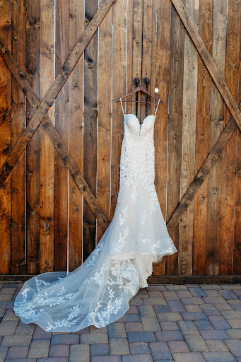 Bridal Shop «J Bridal Boutique», reviews and photos, 2840 E Skyline Dr #150, Tucson, AZ 85718, USA