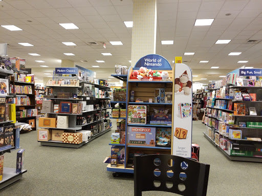 Book Store «Barnes & Noble», reviews and photos, 7200 Harrison Ste 5 #5, Rockford, IL 61112, USA