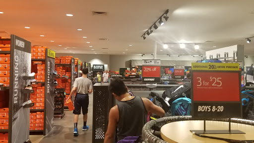 Clothing Store «Nike Factory Store», reviews and photos, 917 Lighthouse Pl, Michigan City, IN 46360, USA