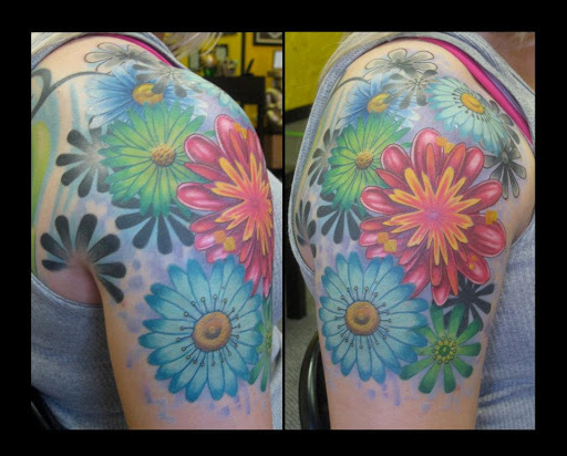 Tattoo Shop «Clockwork Tattoo and Art Gallery», reviews and photos, 315 Main St, Southbridge, MA 01550, USA