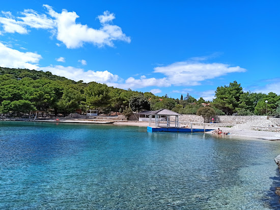 The Garden Tisno beach