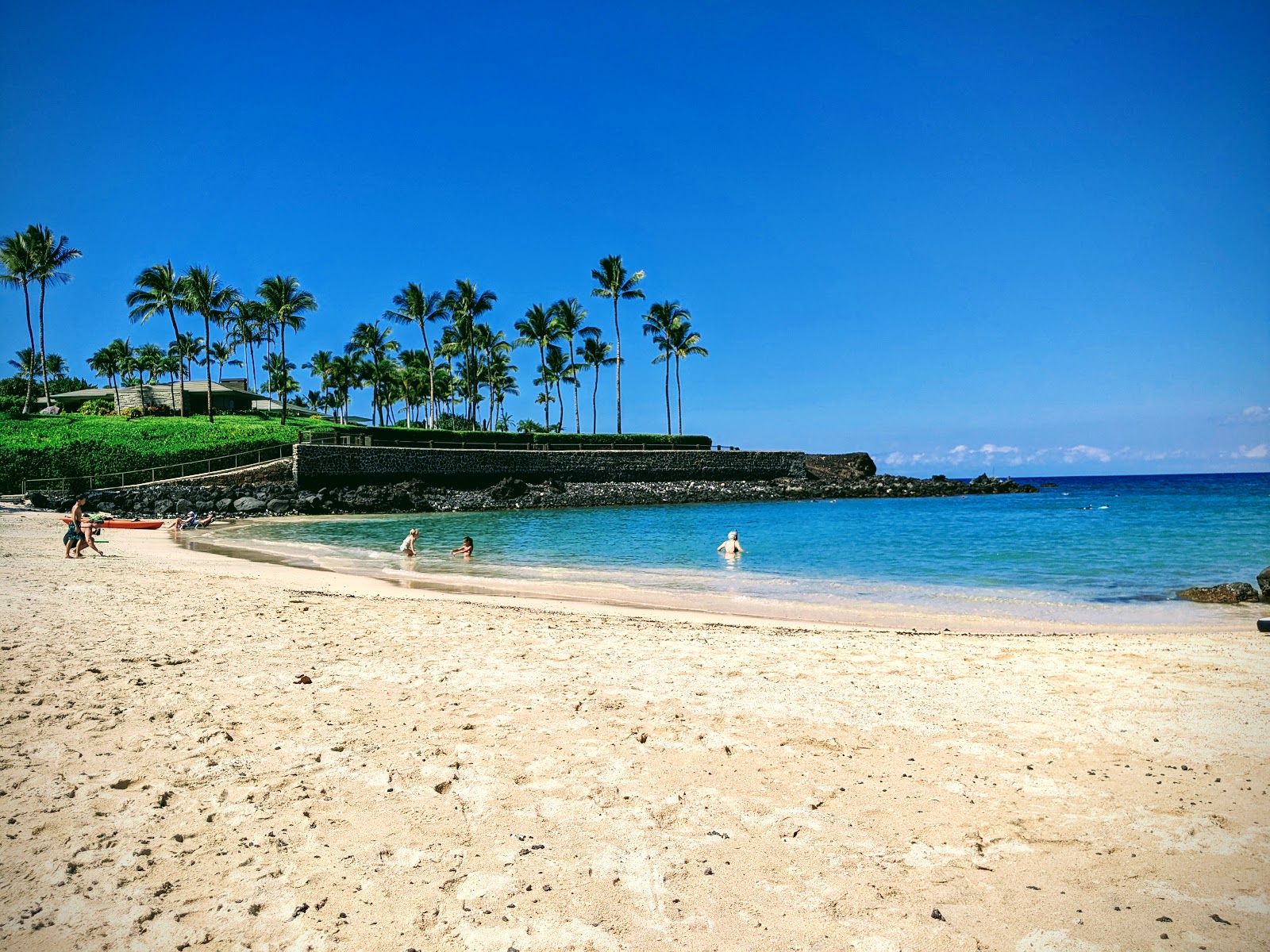 Fotografija Mauna Lani Club beach z visok stopnjo čistoče