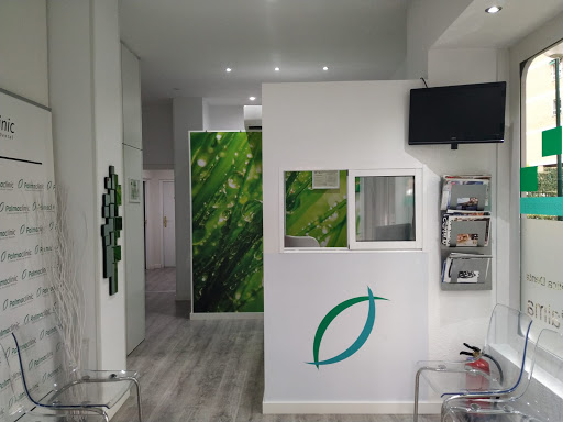 Información y opiniones sobre PalmaClinic Clinica estética Dental de Madrid