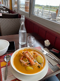 Bouillabaisse du Restaurant de fish and chips Brasserie Planète Océan à Étaples - n°4