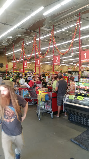 Grocery Store «Grocery Outlet Bargain Market», reviews and photos, 120 Morrissey Blvd, Santa Cruz, CA 95062, USA