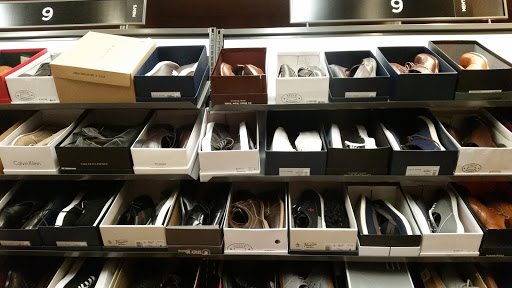 Department Store «Saks OFF 5TH», reviews and photos, 4700 Baldwin Rd, Auburn Hills, MI 48326, USA