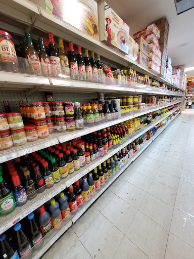 Asian Grocery Store «Kim Nhung Superfood», reviews and photos, 30925 Dequindre Rd, Madison Heights, MI 48071, USA