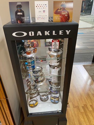 Eye Care Center «Texas State Optical», reviews and photos, 6301 NW Loop 410 n18a, San Antonio, TX 78238, USA