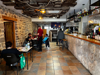 Bar Restaurante Mijares - Pl. España, 5, 12448 Montanejos, Castellón, Spain