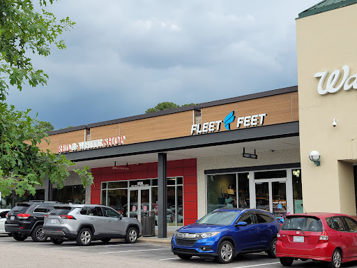 Fleet Feet Sports Raleigh, 3532 Wade Ave, Raleigh, NC 27607, USA, 