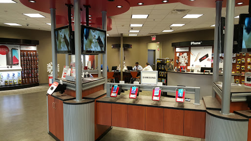 Cell Phone Store «Verizon Authorized Retailer – Cellular Sales», reviews and photos, 314 Lancaster Ave, Wayne, PA 19087, USA