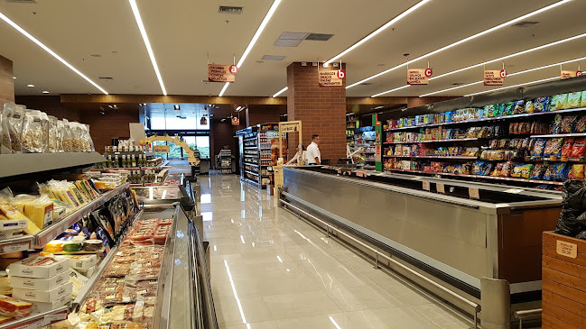 supermercado la española, Av. Samborondón, Samborondón 092302, Ecuador