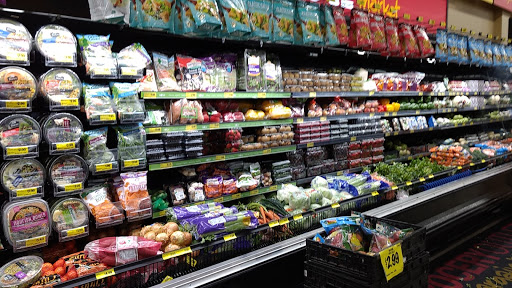 Grocery Store «Grocery Outlet Bargain Market», reviews and photos, 4249 Maine Ave, Baldwin Park, CA 91706, USA