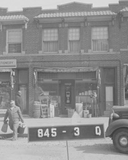 Hardware Store «Bartunek Hardware Inc», reviews and photos, 28-07 23rd Ave, Astoria, NY 11105, USA