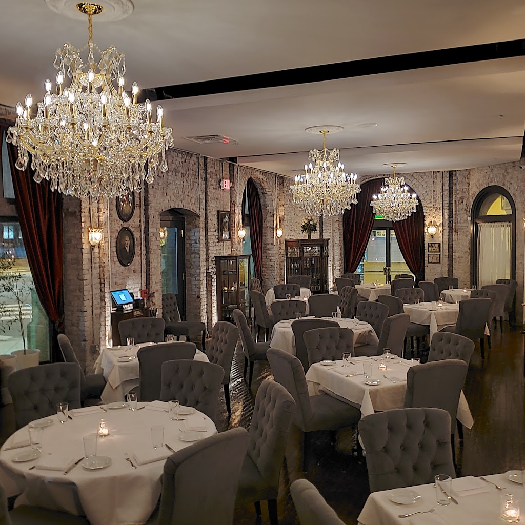 Cicala at the Divine Lorraine 19123