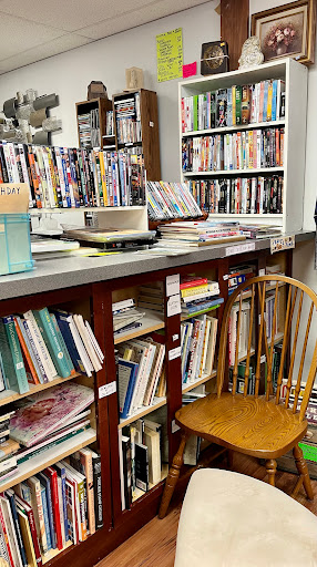 Thrift Store «Throw Back Thrift», reviews and photos, 1344 Easton Rd, Abington, PA 19001, USA