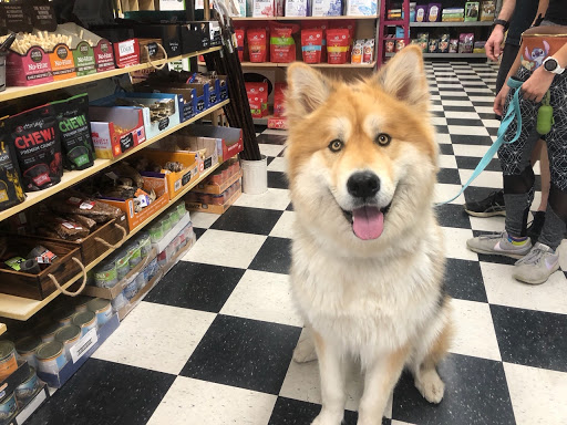 Pet Supply Store «Petropolis Camarillo», reviews and photos, 5800 Santa Rosa Rd Suite 144, Camarillo, CA 93010, USA