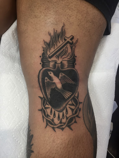 Tattoo Shop «CRYING HEART TATTOO», reviews and photos, 1425 Main St, Cincinnati, OH 45202, USA