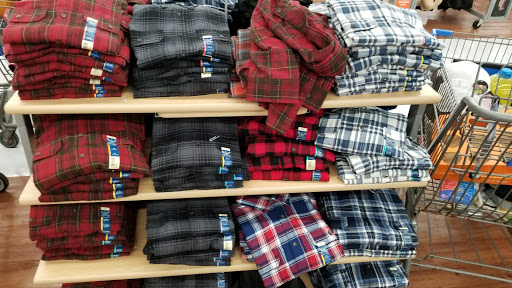 Shopping Mall «Janaf Shopping Yard», reviews and photos, 5900 E Virginia Beach Blvd, Norfolk, VA 23502, USA