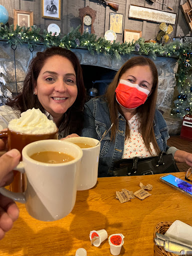 American Restaurant «Cracker Barrel Old Country Store», reviews and photos, 13561 SW 17th Ct, Ocala, FL 34473, USA