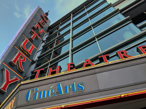 Movie Theater «Century 12 Evanston/Cinearts 6 And XD», reviews and photos, 1715 Maple Ave, Evanston, IL 60201, USA