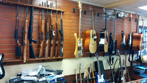 Big Bucks Pawn Shop, 6065 E Livingston Ave, Columbus, OH 43232, USA, 