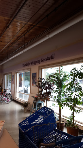 Thrift Store «Salt Lake City - Millcreek Goodwill», reviews and photos