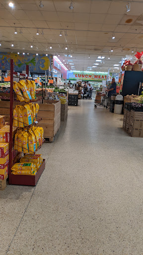 Grocery Store «Horrocks Market», reviews and photos, 4455 Breton Rd SE, Kentwood, MI 49508, USA