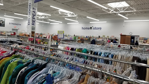 Thrift Store «Goodwill Laburnum Retail Store & Donation Center», reviews and photos, 3979 Gay Ave, Richmond, VA 23231, USA