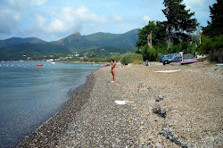 Schiopparello Beach'in fotoğrafı geniş bir kıyı şeridi ile birlikte