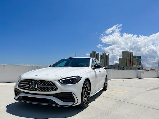Mercedes Benz Dealer «Mercedes-Benz of Pembroke Pines», reviews and photos, 14199 Pines Blvd, Pembroke Pines, FL 33027, USA
