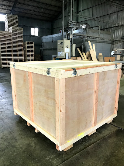 嘉泰木箱包裝有限公司 機械包裝 | 木箱 | 棧板 | 底板 | 免煙燻棧板 | 包裝材料